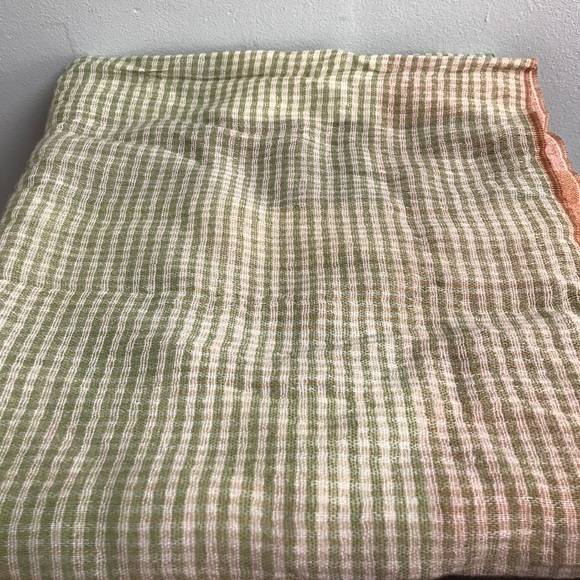 Reversible Infinity Scarf. - Picture 2 of 6