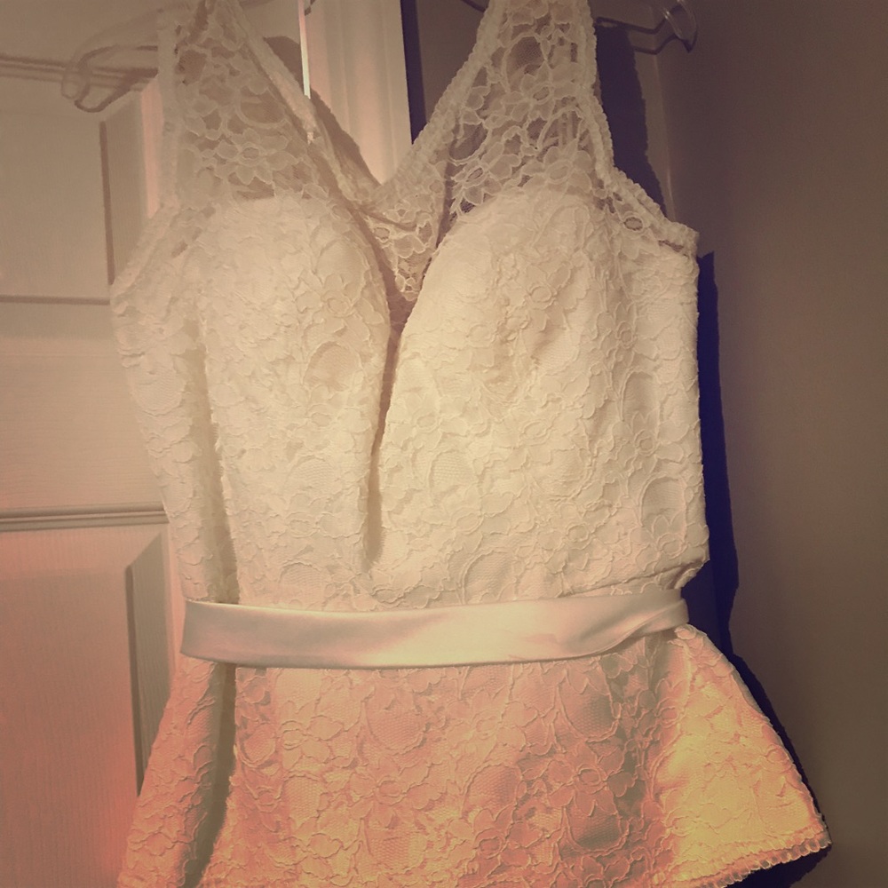 Ivory Two Piece lace dress perfect for a shower!