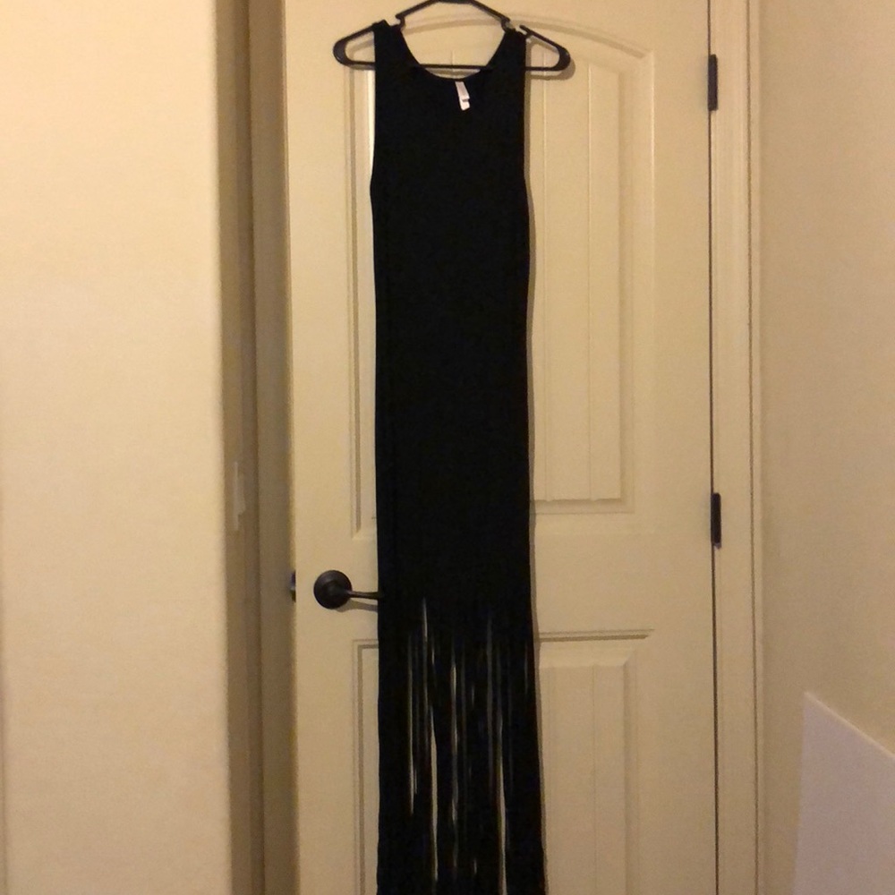 Black maxi