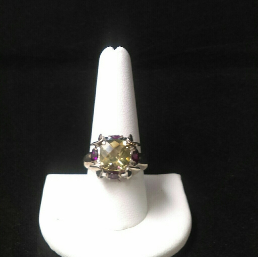 Sterling Silver Peridot and Amethyst ring