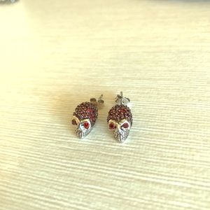☠️ Harley Davidson skull earrings. NWOT