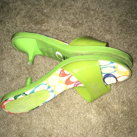 Coach Sandals EUC Size 6 - Picture 4 of 4