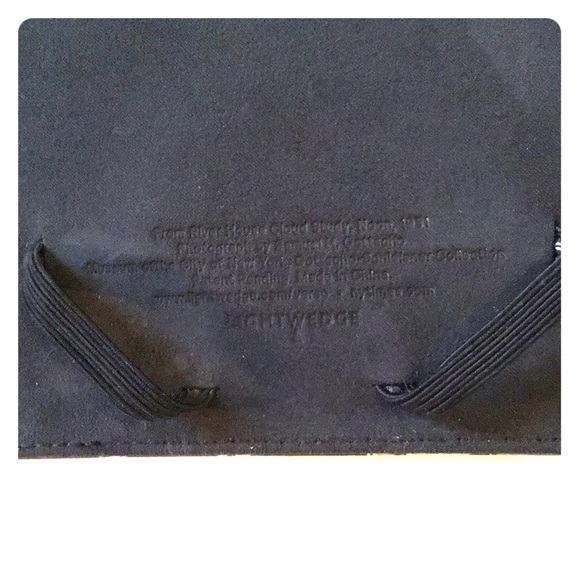 NWOT Tablet Case - Picture 8 of 8