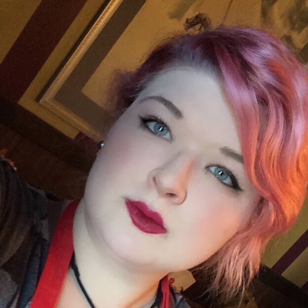 Meet your Posher, Elora