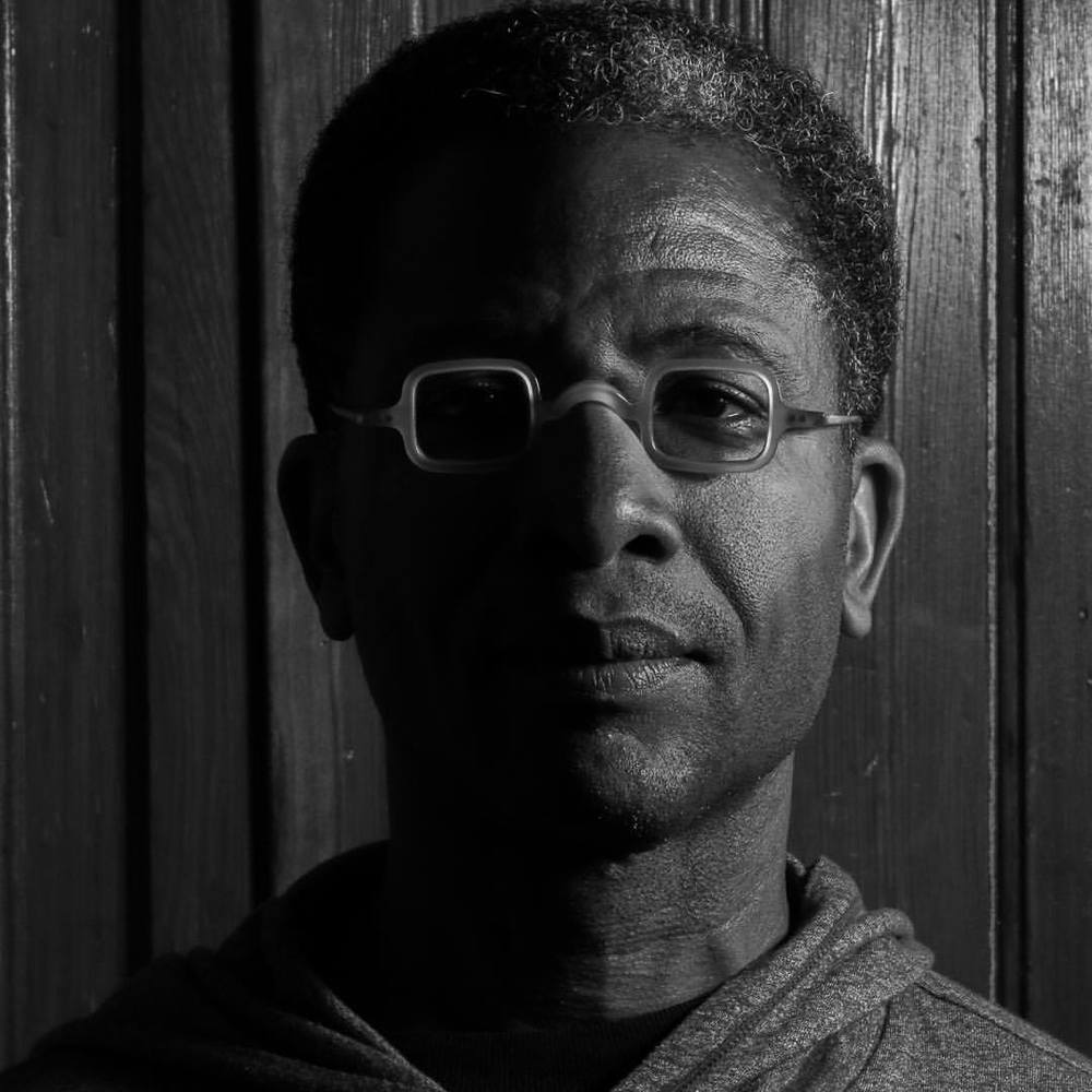 Meet your Posher, Lolis