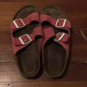 Red Birkenstock-Arizona style