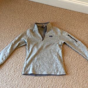 light grey half zip patagonia jacket