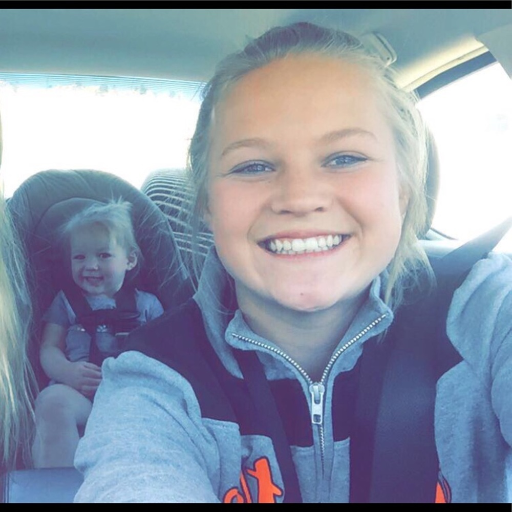 Meet your Posher, Hannah