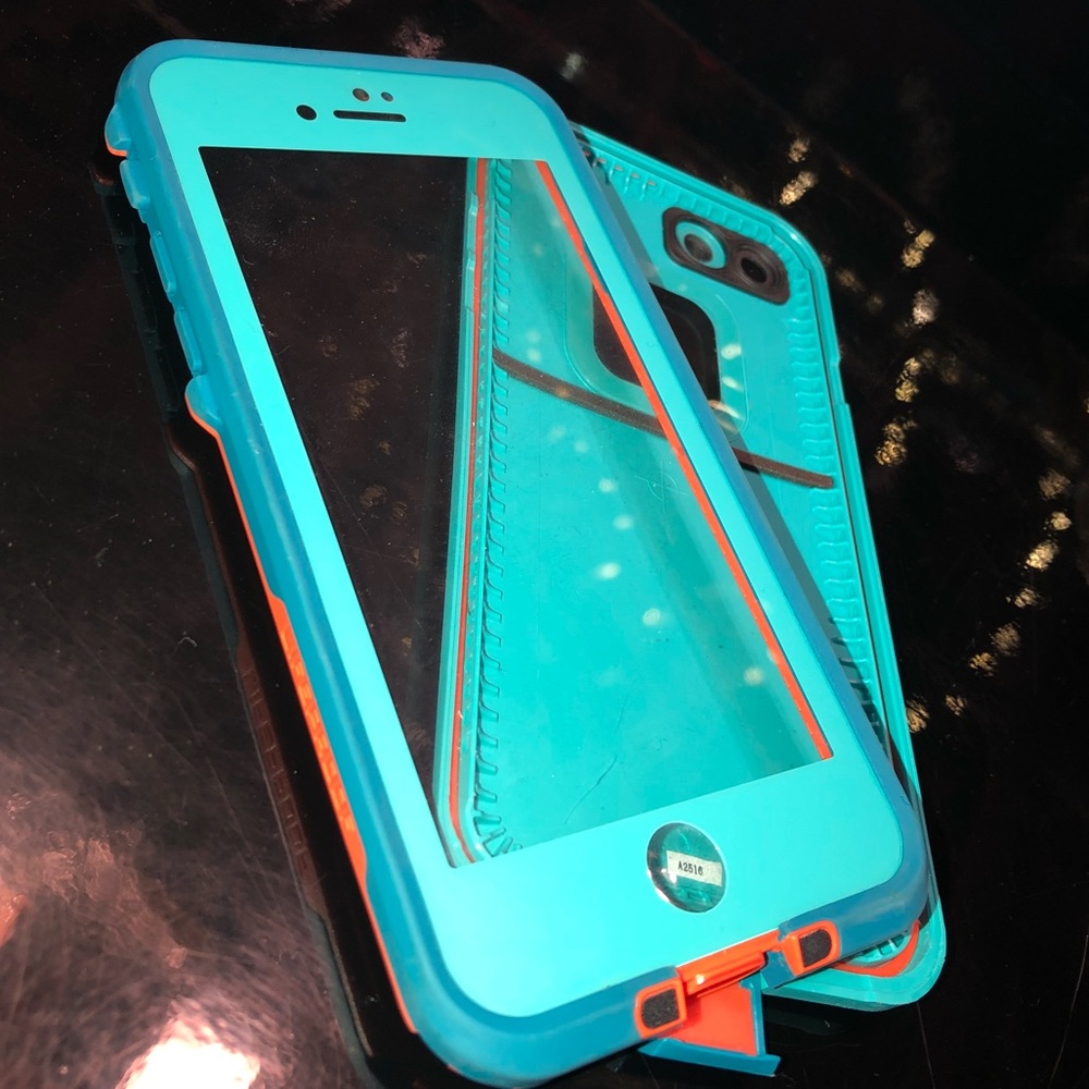 iPhone 7 LifeProof Case