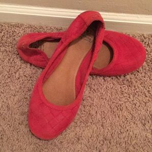 Red lucky brand flats
