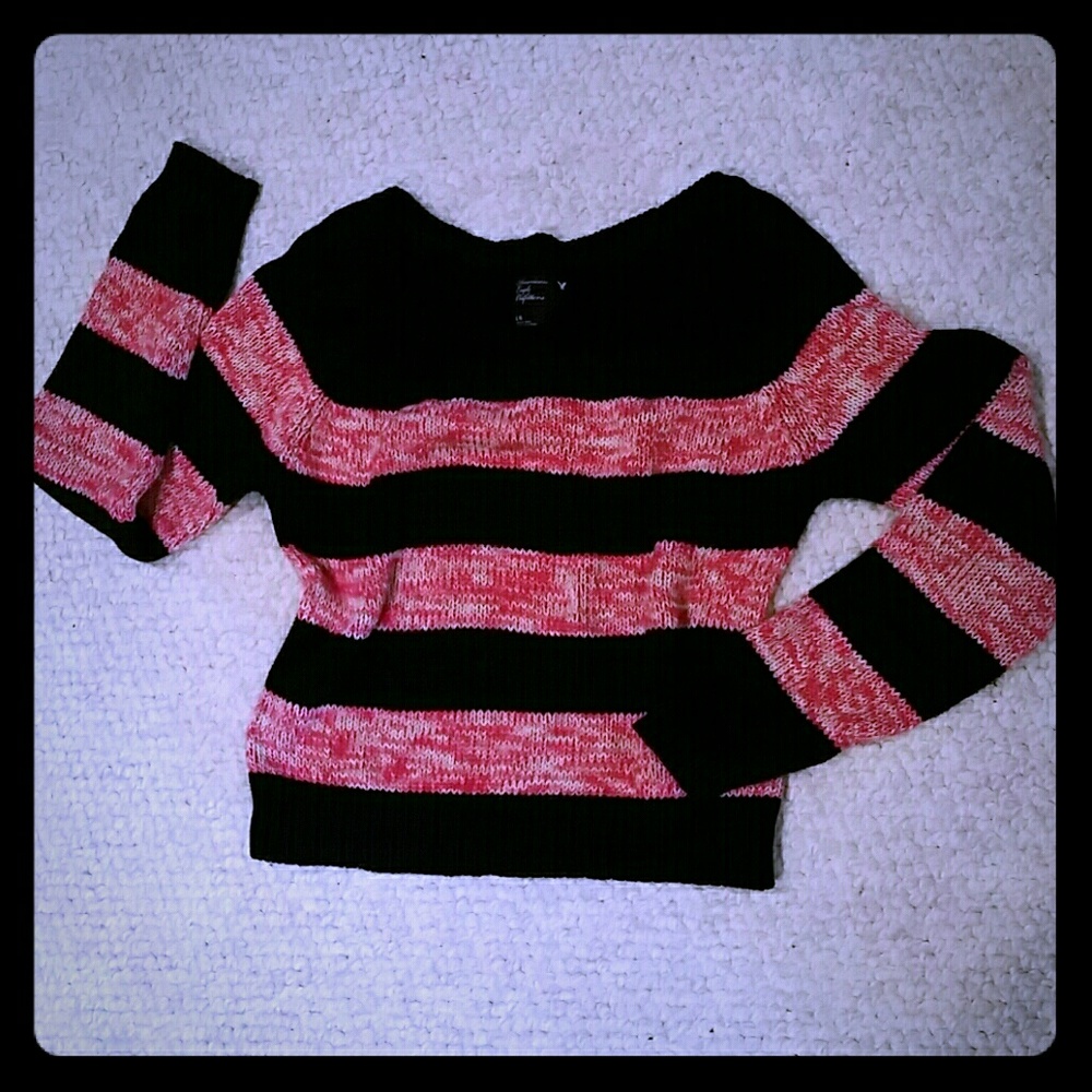 American Eagle Cropped Sweater