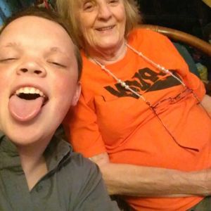 Meet your Posher, Dakota