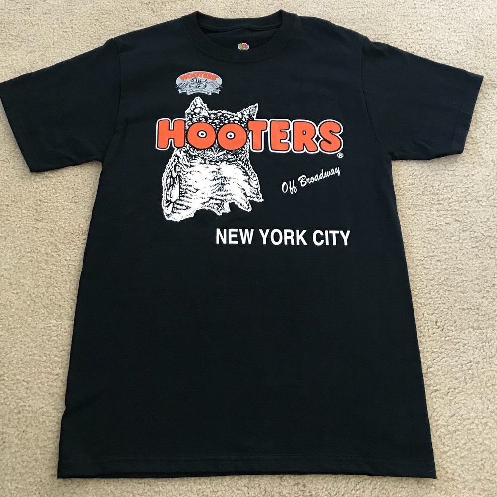 ‼️CLOSET CLOSEOUT‼️ Hooters NYC 25th Annual TShirt