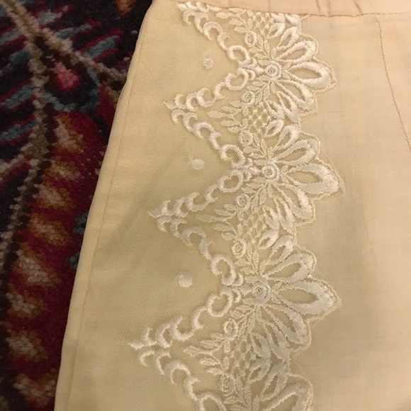 Sweet lace linen skirt - Picture 2 of 2