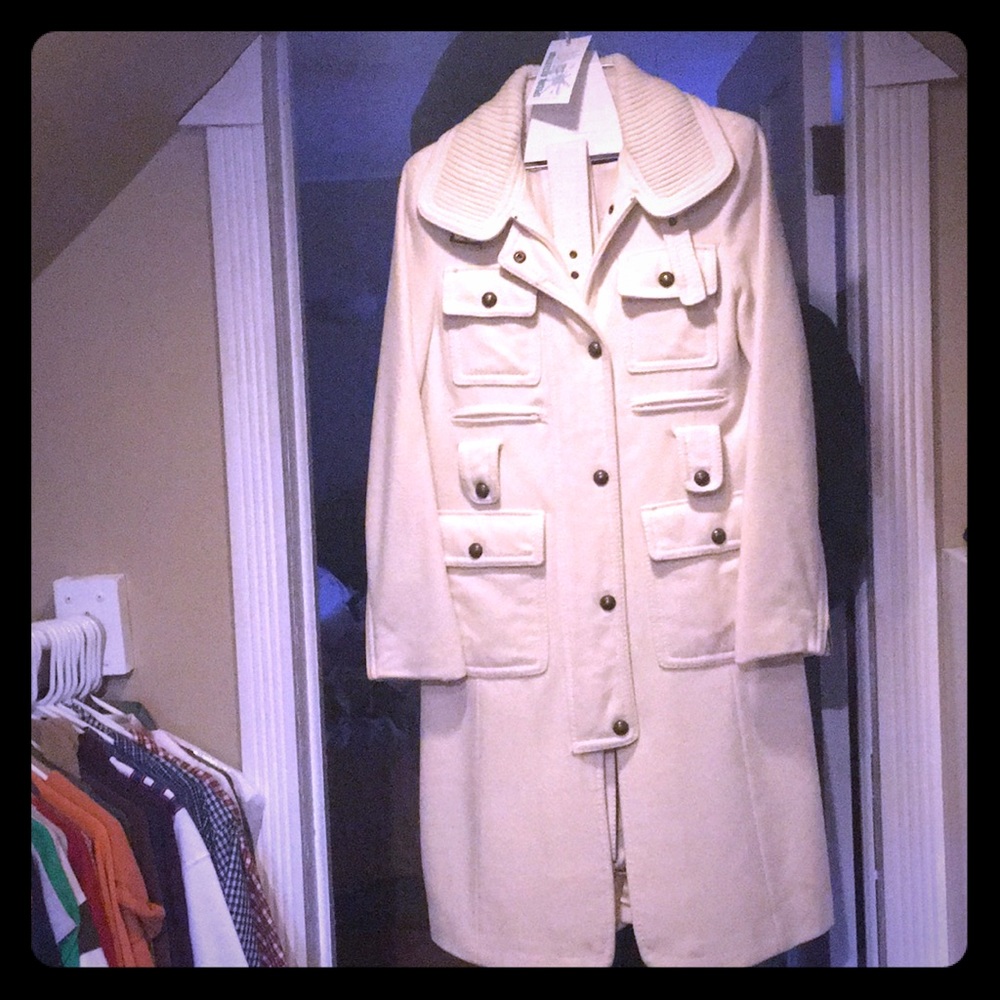 Genuine Wool trench by Laundry. Cream Size 4