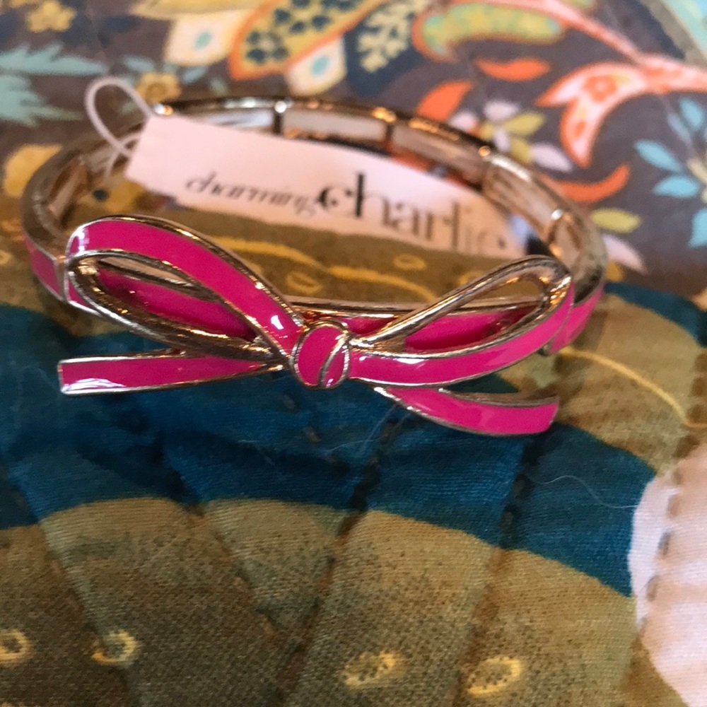 Pink bow bracelet - Picture 3 of 3