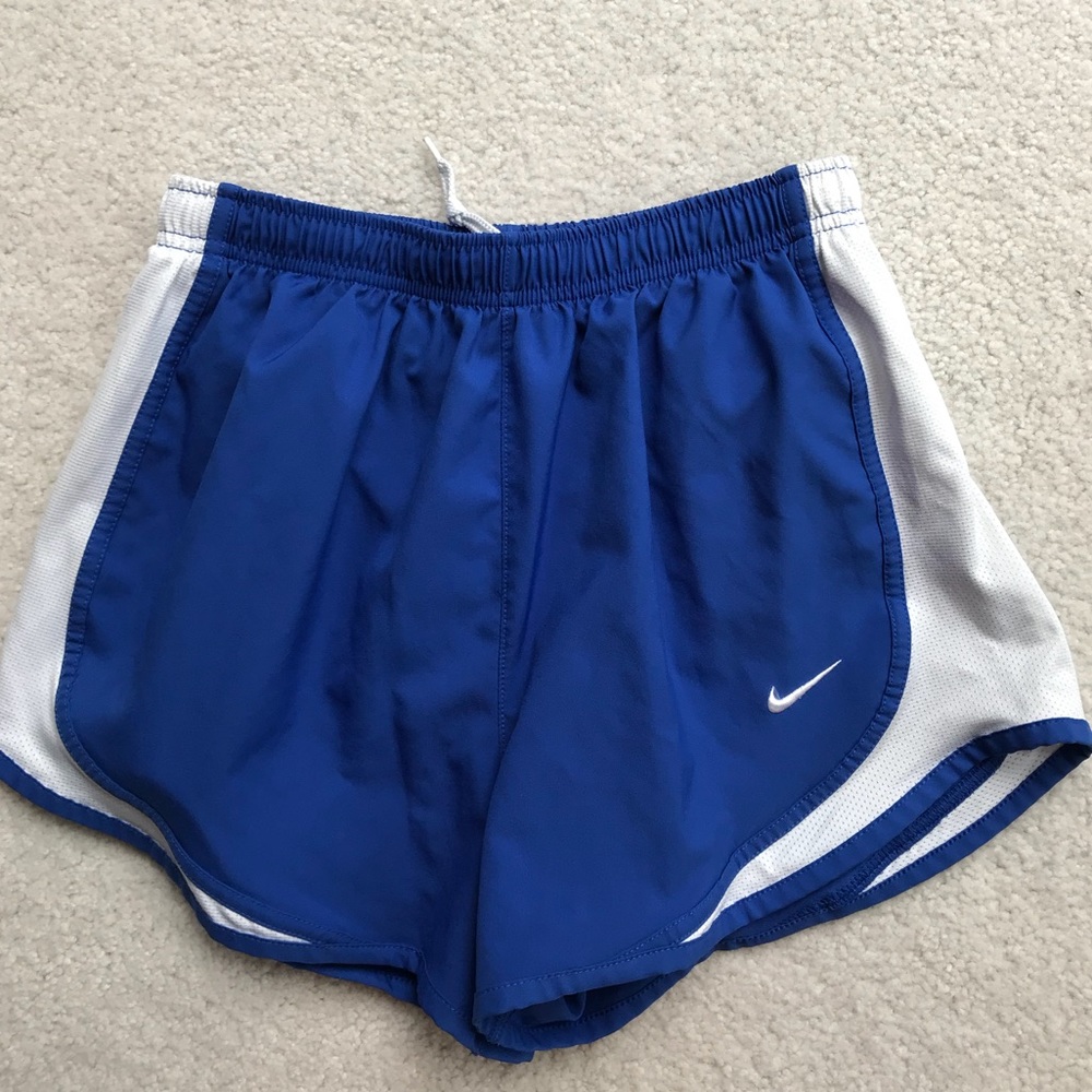 Running shorts