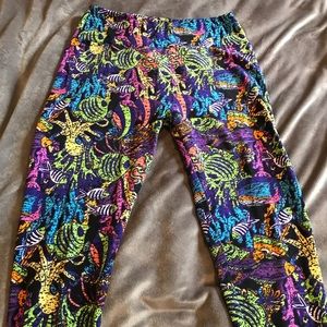 Lularoe neon fish Leggings OS