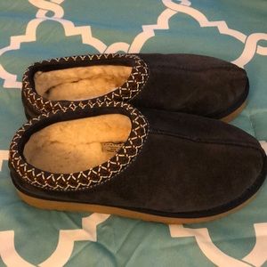 navy Ugg Tasman slippers size W 8