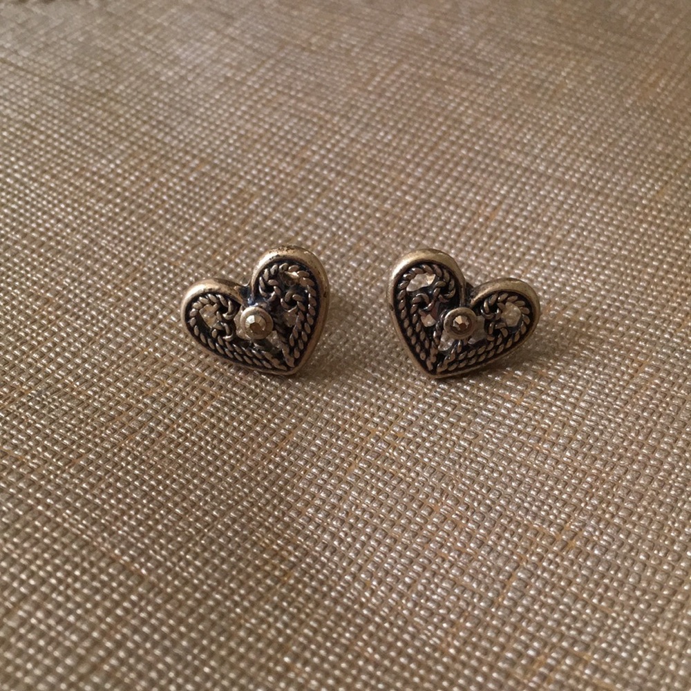Lucky brand heart earrings