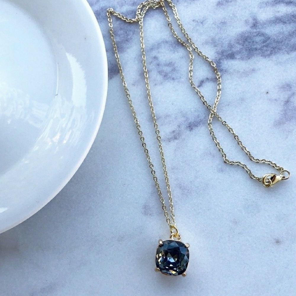 LAST 1  ⭐ Glass Stone Necklace ⭐