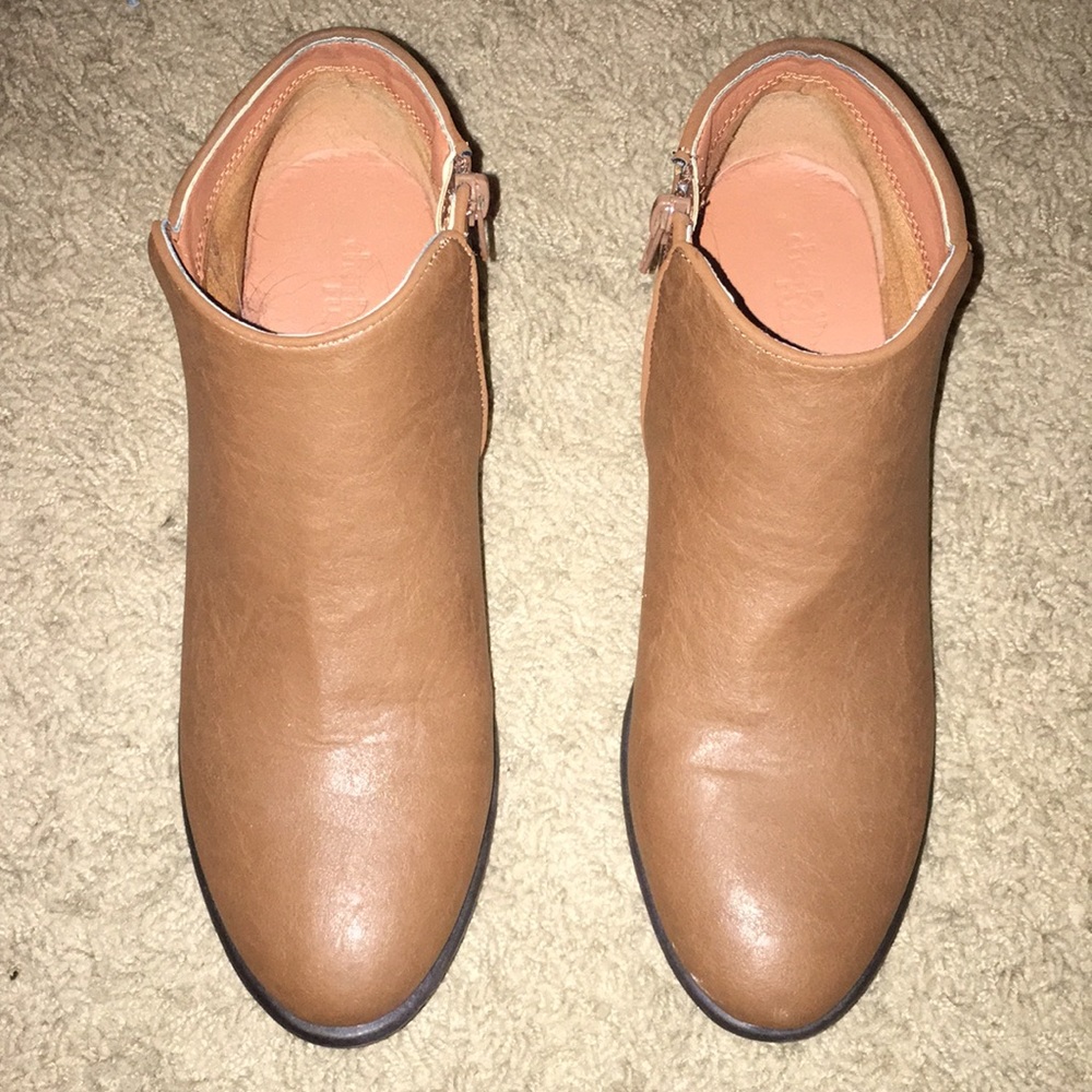 Tan bootie