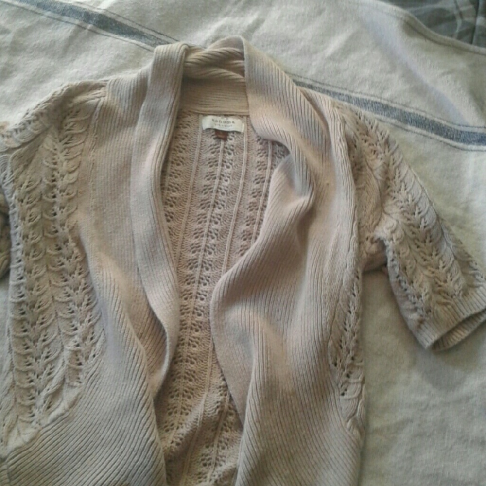 Knitted sweater
