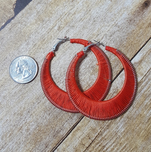Hoop Earrings. Orange threaded. - Picture 3 of 4