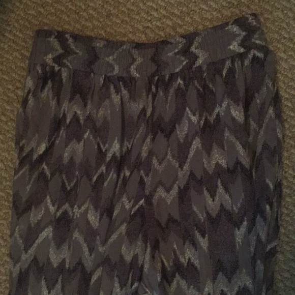 Comfy harem pants! - Picture 2 of 3