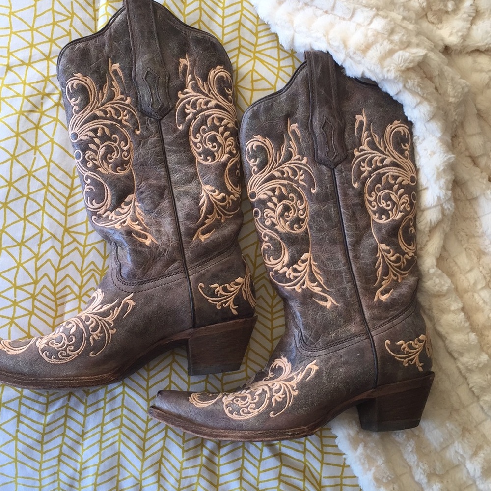 Corral Cowgirl Boots