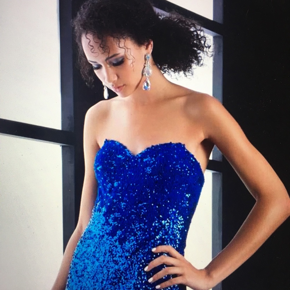 NEW!! Jasz Couture Sparkling Prom Dress #5402