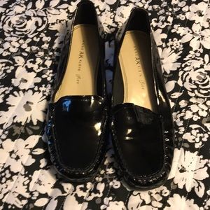 Comfortable leather loafers