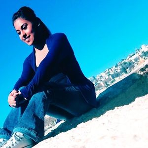 Meet your Posher, Maira