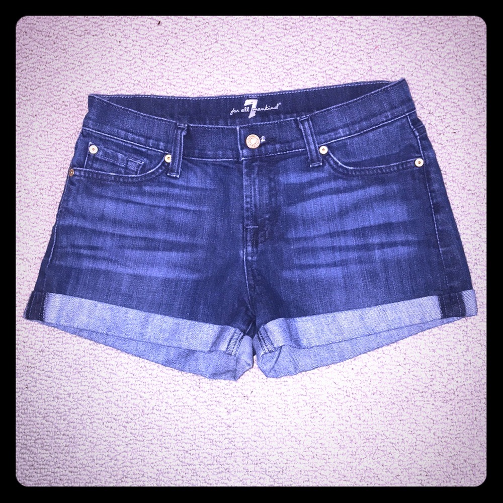 7 For all Mankind blue jean shorts! Size 26!! IEC