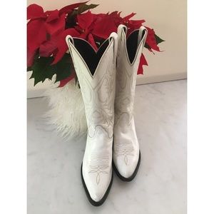 🌴White Tony Lama Vintage Western Boots🌴