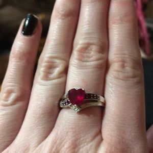 VALENTINES DAY RING! Ruby sterling ring size 6
