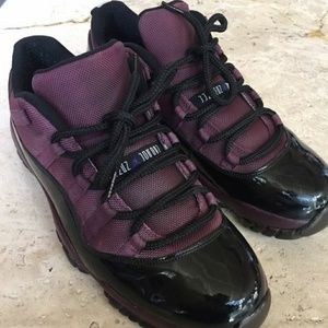 Jordan 11s low customs