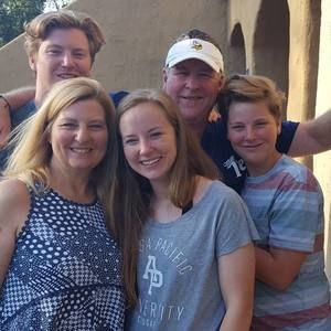 Meet your Posher, Rachelle