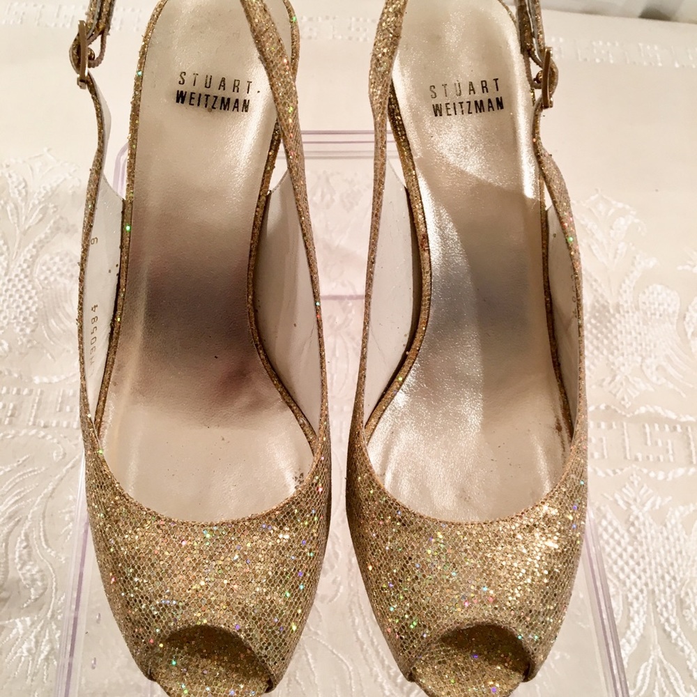 Authentic Stuart Weitzman Gold Sling Back Pump - image 3
