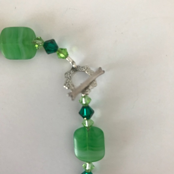 Handmade green agate pendant necklace - Picture 3 of 4