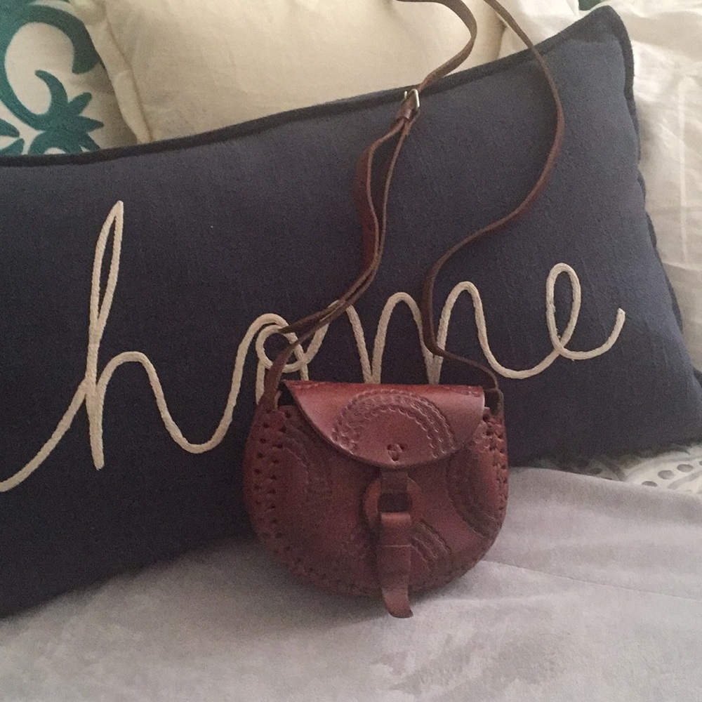 Genuine Leather cross body bag! NOT LUCKY BRAND