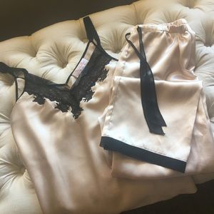 Oscar de la Renta Pajama Set - Cami and pants