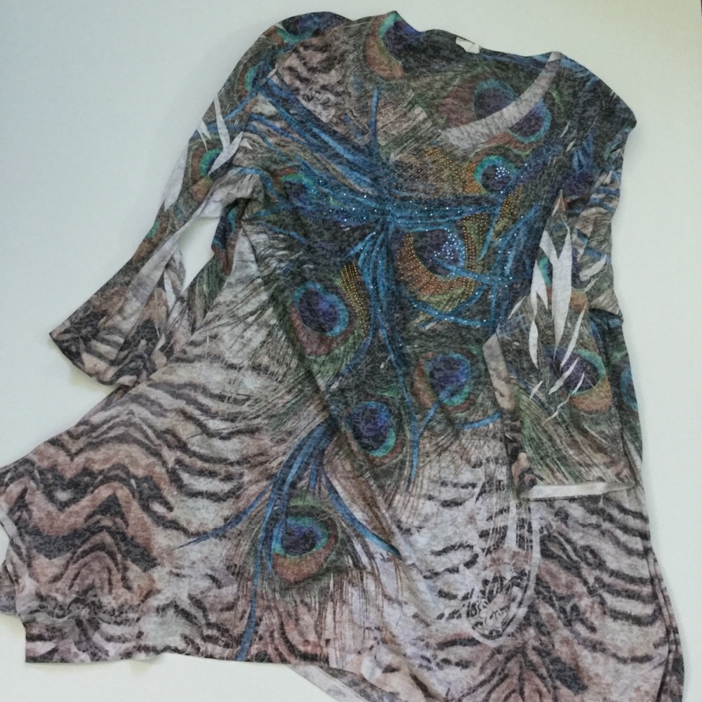 Tunic With a Subtle Bit of Bling