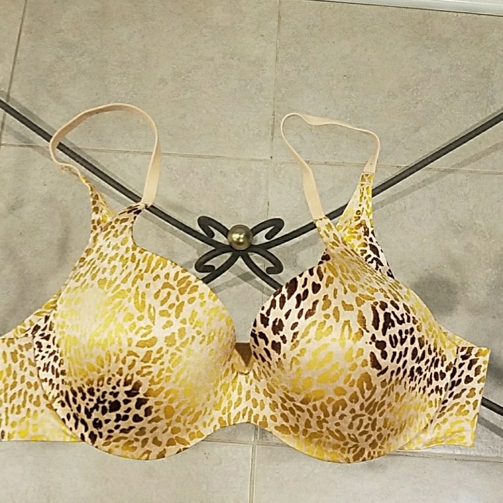 Victoria's Secret Lined Demi 36B