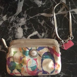 Coach wristlet-Used