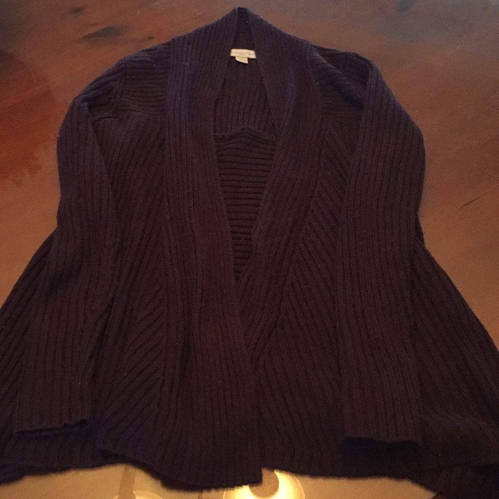 Sale 3 for $20 New York &Co. long sleeved sweater