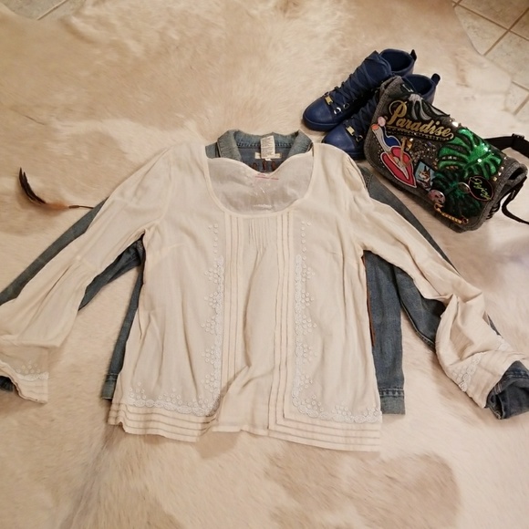 Free People Tops - Free People Belle Sleeve Top