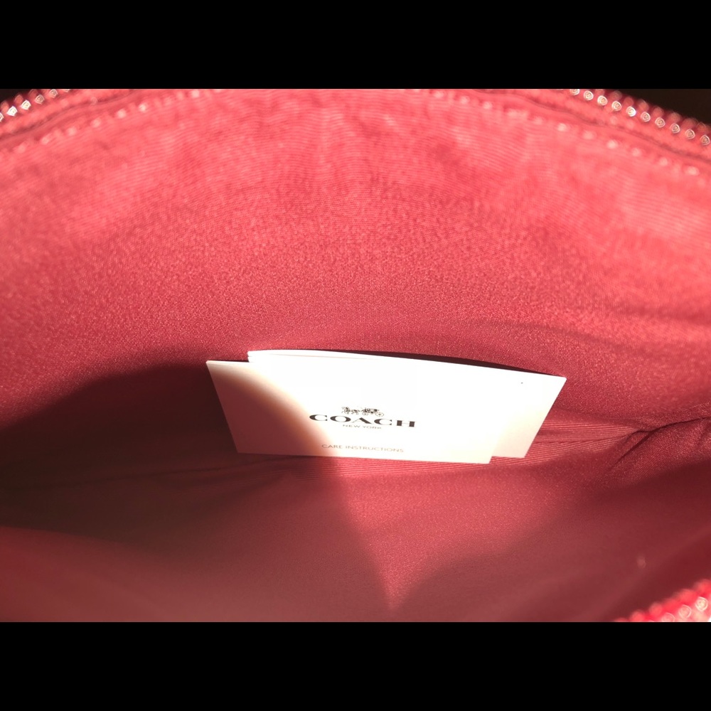 🌹NWT Coach Reversible Open City Tote🌹 - Picture 5 of 5