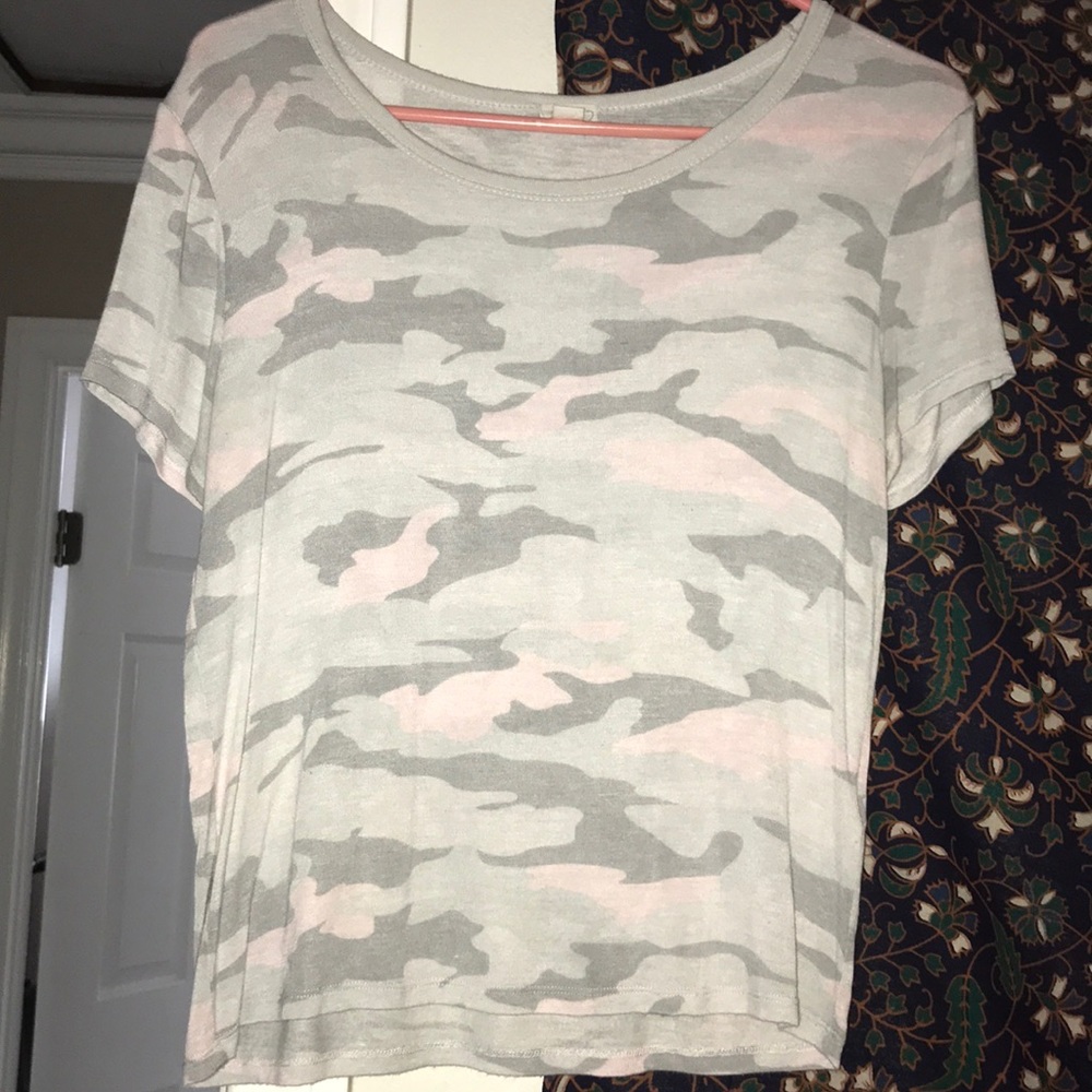 t-shirt from garage never worn
