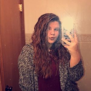 Meet your Posher, Ally